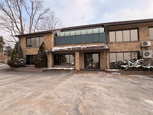 3020 Brock Street N, Whitby, ON, L1R3J7 | Card Image