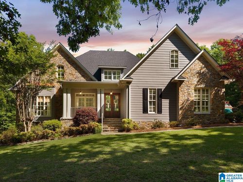 86 Owen St, Oneonta, AL, 35121-7028 | Card Image