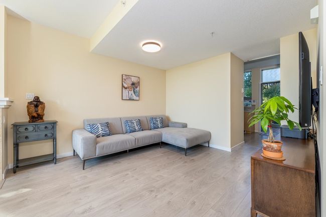 TH4 - 6659 Southoaks Crescent, Townhouse with 3 bedrooms, 2 bathrooms and 2 parking in Burnaby BC | Image 7