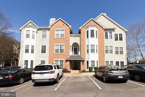unit-201-4138 Fountainside Ln, FAIRFAX, VA, 22030-7437 | Card Image