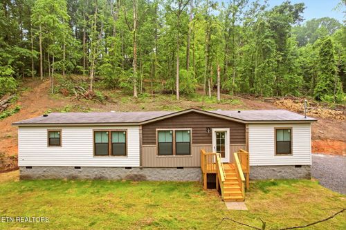 283 Farmer Hollow Rd, Clinton, TN, 37716-5912 | Card Image
