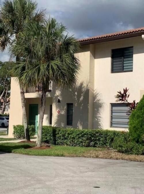 apt-25a-21820 Cypress Cir, Boca Raton, FL, 33433-3215 | Card Image
