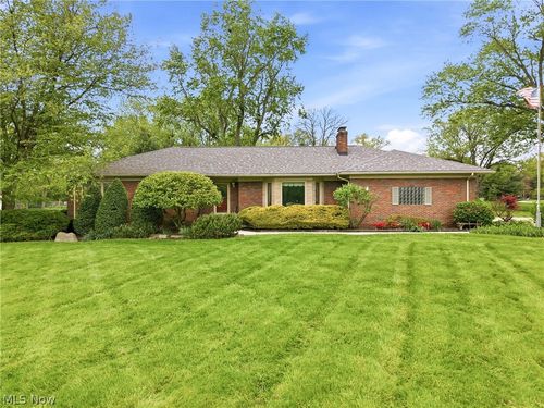 4122 Devon Dr Se, Warren, OH, 44484-2635 | Card Image