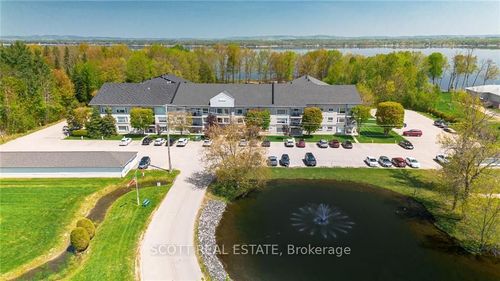 206-2 Crandall St, Pembroke, ON, K8A8G5 | Card Image