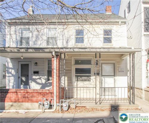 330 Walnut St, CATASAUQUA, PA, 18032-2330 | Card Image