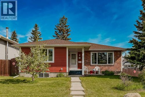 4 Whitefield Close Ne, Calgary, AB, T1Y4X7 | Card Image