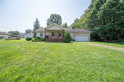 125 W Texas Ave, Sebring, OH, 44672-1911 | Card Image