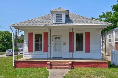2103 Roanoke Avenue, Newport News, VA, 23607 | Card Image