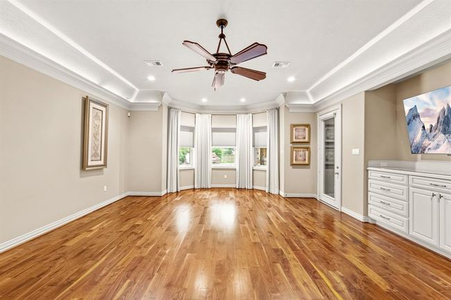 28002 Whispering Maple Way, House other with 5 bedrooms, 5 bathrooms and 3 parking in Spring TX | Image 36