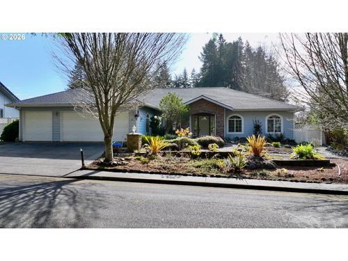 925 Brooke Ln, Brookings, OR, 97415-8281 | Card Image