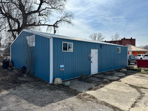 178 E Crawford St, Montezuma, IN, 47862-8100 | Card Image