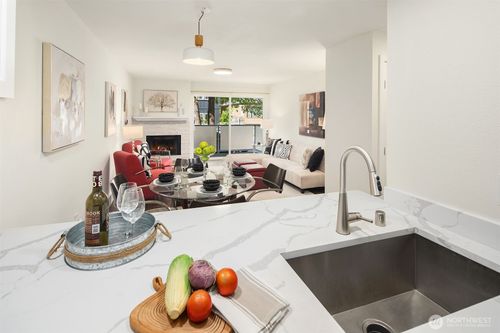 apt-b208-8800 20th Ave Ne, Seattle, WA, 98115-3286 | Card Image