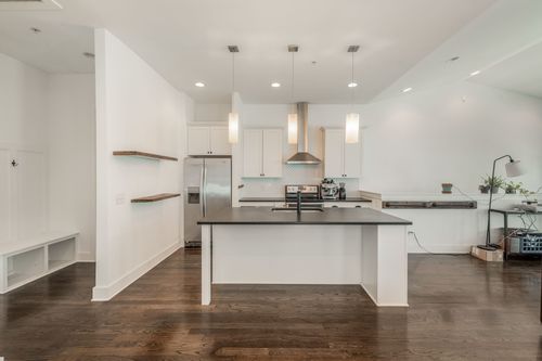 1040 Maynor Ave, Nashville, TN, 37216-3024 | Card Image