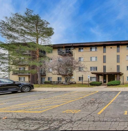 204-445 S Cleveland Avenue, Arlington Heights, IL, 60005 | Card Image