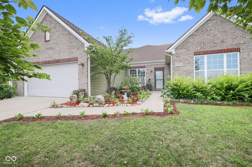 5976 Chazimal St, Plainfield, IN, 46168-8407 | Card Image