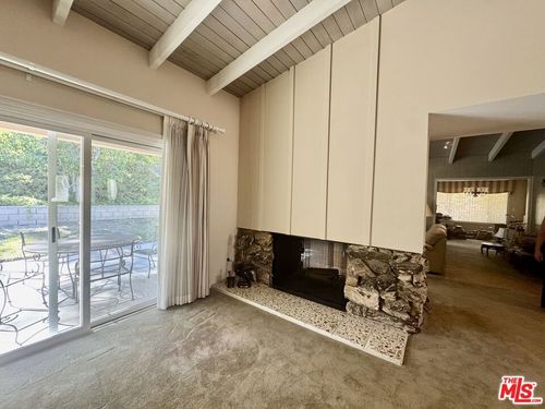 4615 El Caballero Dr, Tarzana, CA, 91356-4812 | Card Image