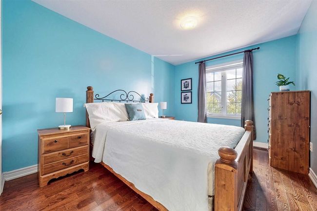 14 Ozner Cres, House attached with 3 bedrooms, 4 bathrooms and 5 parking in Woodbridge ON | Image 14