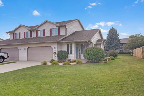 4616 Fox Grove Rd, Sheboygan, WI, 53081-1126 | Card Image