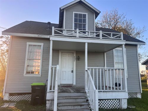 621 Harrison Ln, Wharton, TX, 77488-3615 | Card Image