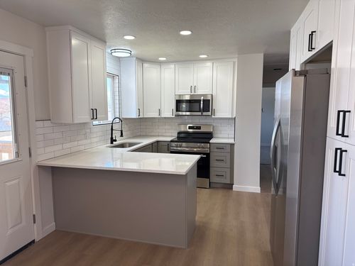 5350 W 5200 S, Salt Lake City, UT, 84118-7011 | Card Image