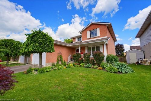 417 Cooper St, Cambridge, ON, N3C3Y6 | Card Image