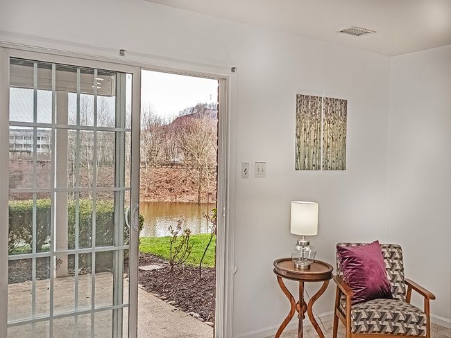 125 Chapel Harbor Dr, Townhouse with 3 bedrooms, 3 bathrooms and 2 parking in Pittsburgh PA | Image 24