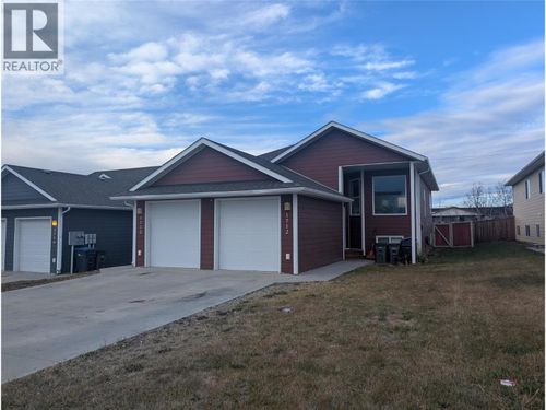 1712 82 Ave, Dawson Creek, BC, V1G0H9 | Card Image