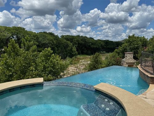 220 Southriver, Wimberley, TX, 78676-5307 | Card Image