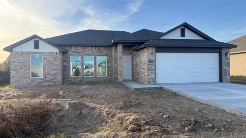 15030 S Poplar St, Glenpool, OK, 74033-3857 | Card Image