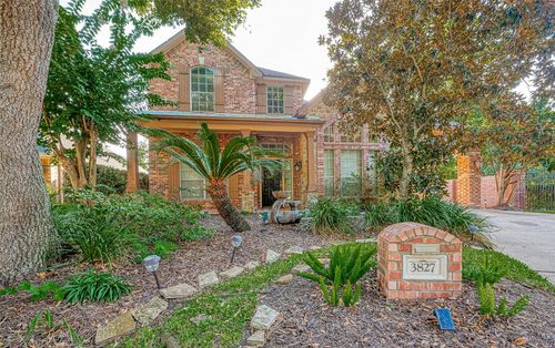 3827 Garden Way, Missouri City, TX, 77459-6483 | Card Image