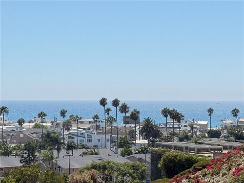 210-200 Paris Ln, Newport Beach, CA, 92663-1602 | Card Image