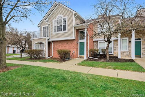 56192 Troon N, Shelby Township, MI, 48316-5054 | Card Image