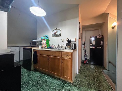 513 Giddings St, North Springfield, VT, 05150-9728 | Card Image