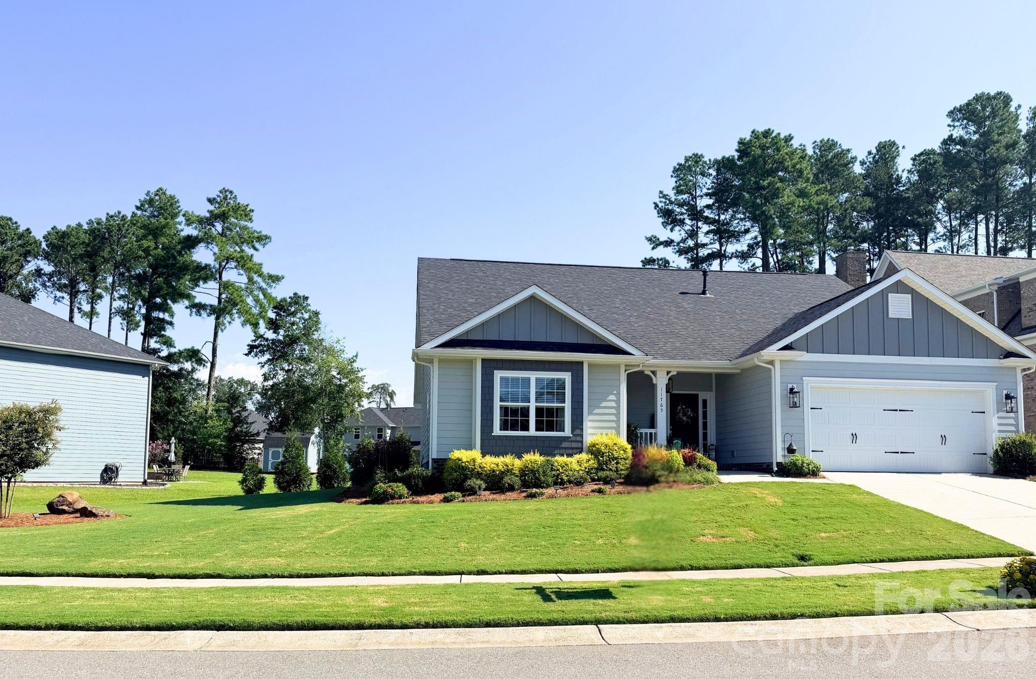 Residential in Locust