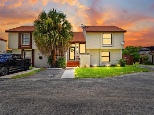 501-501 Nw 98th Court, Miami, FL, 33172 | Card Image
