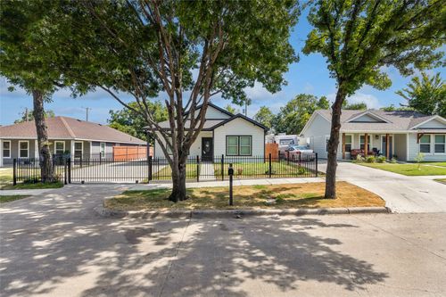 1404 E Cannon St, Fort Worth, TX, 76104 | Card Image