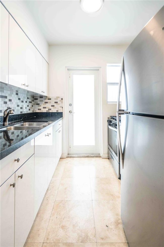 APT-12 - 1120 Euclid Ave, Condo with 0 bedrooms, 1 bathrooms and null parking in Miami Beach FL | Image 10