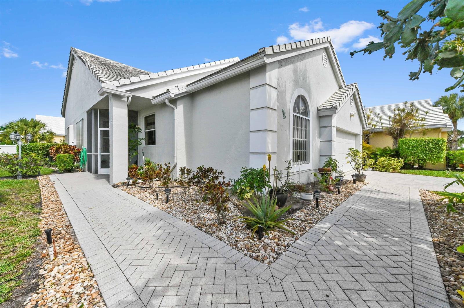 Residential Lease in Boynton Beach 2