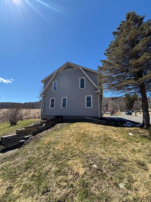 253 Edwards Rd, Chelsea, VT, 05038-8939 | Card Image