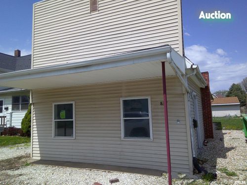 837 E Chestnut St, Canton, IL, 61520-2935 | Card Image