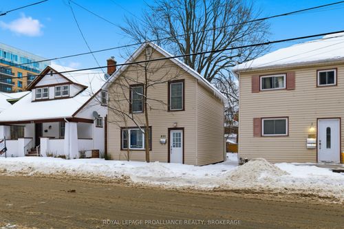 511 Victoria St, Kingston, ON, K7L3Z9 | Card Image
