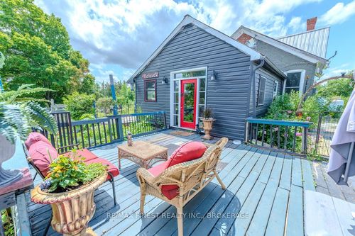 142 Cooks Rd, Greater Napanee, ON, K0K2W0 | Card Image