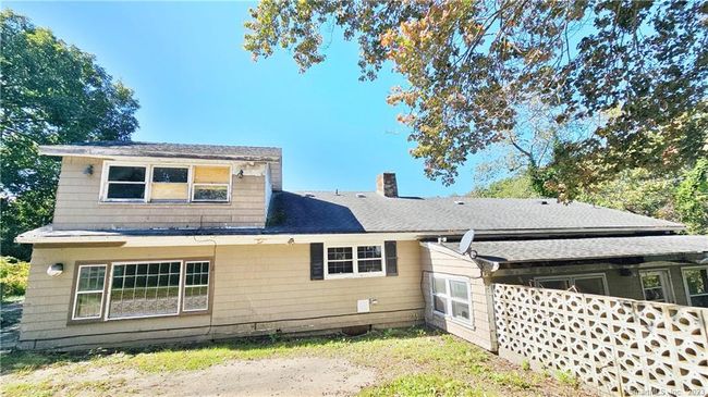 8 Andrews St, House other with 4 bedrooms, 3 bathrooms and null parking in Pawcatuck CT | Image 5