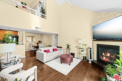 48-417 E Tamarack Ave, Inglewood, CA, 90301 | Card Image