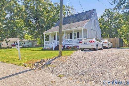 1302 Tabb Ave, Hopewell, VA, 23860-6133 | Card Image