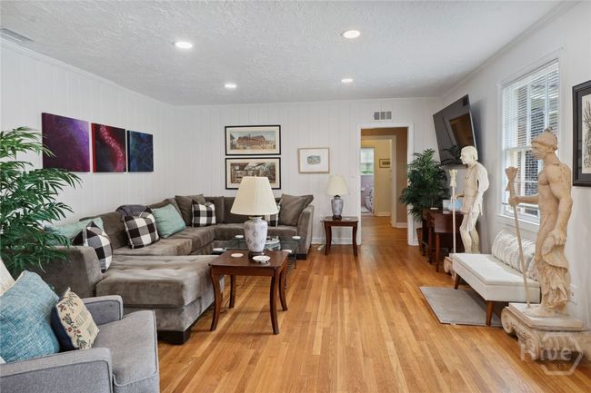 1616 Skidaway Rd, House other with 5 bedrooms, 3 bathrooms and null parking in Savannah GA | Image 7