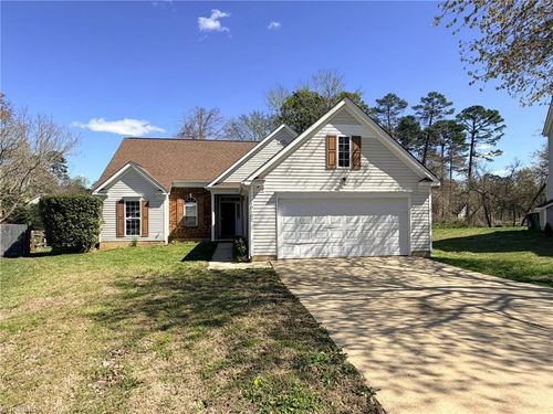 10102 Mountain Flower Ct, Charlotte, NC, 28214-7638 | Card Image