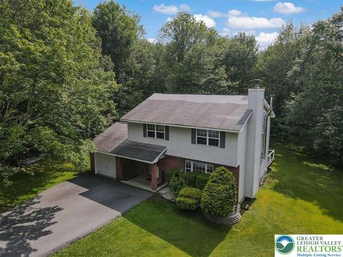236 Ridge Ct, Saylorsburg, PA, 18353-8563 | Card Image