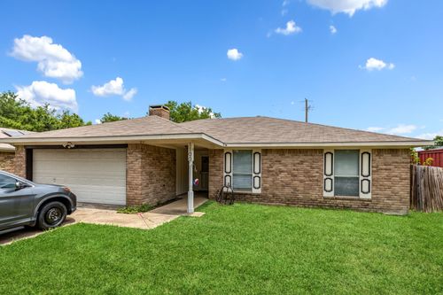 1100 Sandy Trail Dr, Allen, TX, 75002-1944 | Card Image