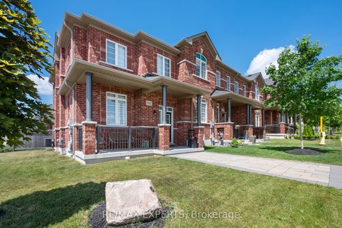 1042 Murrell Blvd, East Gwillimbury, ON, L9N0X8 | Card Image